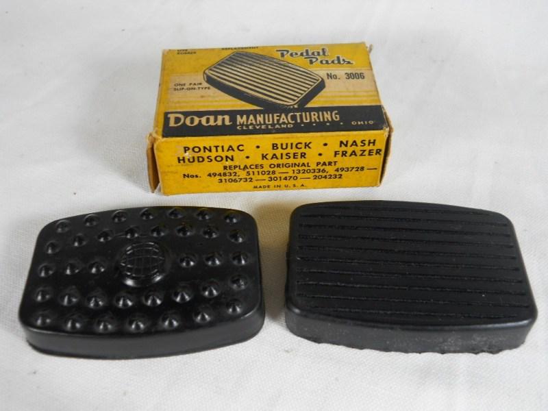 Vintage nos replacement pedal pad set ~ 1950s pontiac buick nash hudson kaiser