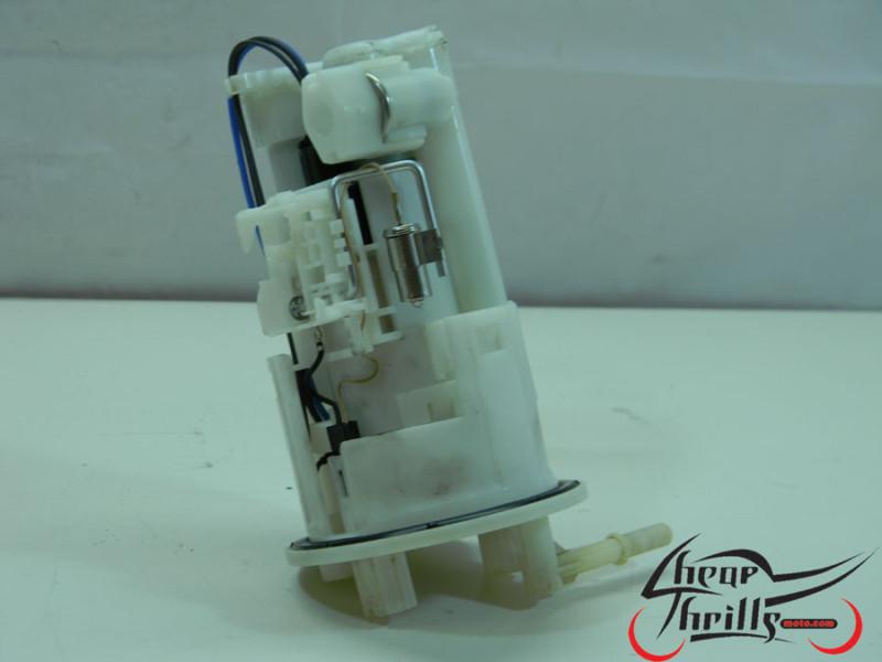 08-13 r6 yamaha yzf-r6 fuel pump gas tank