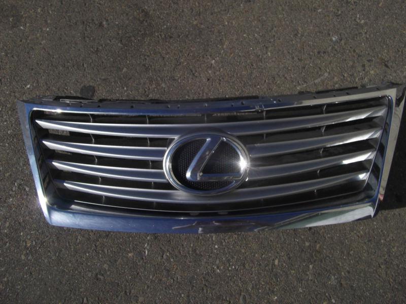 2010-2012 lexus es350 oem front center radiator chrome grille 