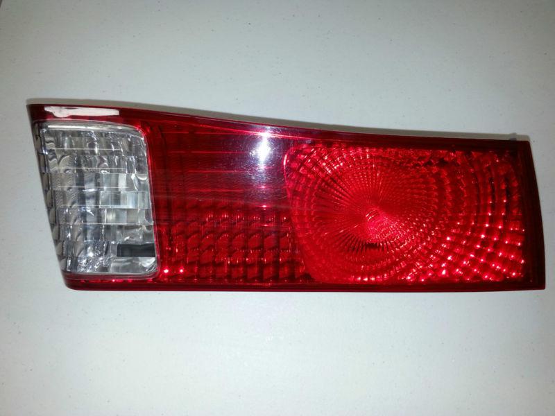 Toyota camry 2000-01 left rear lr oem inner trunk lid tail reverse light brake