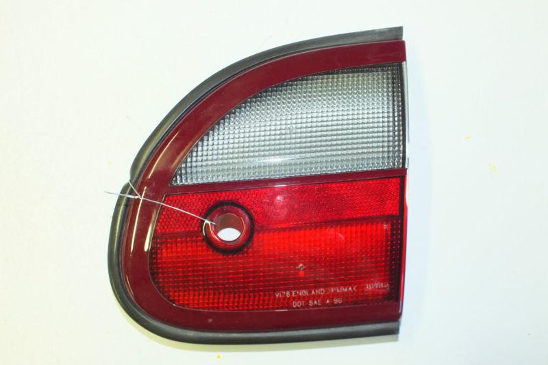 1997 98 99 00-04 2005 chevy malibu tail light tail lamp rh right 22605914 oem