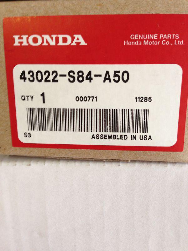 Honda 45022s84a02 genuine oem factory original front pads