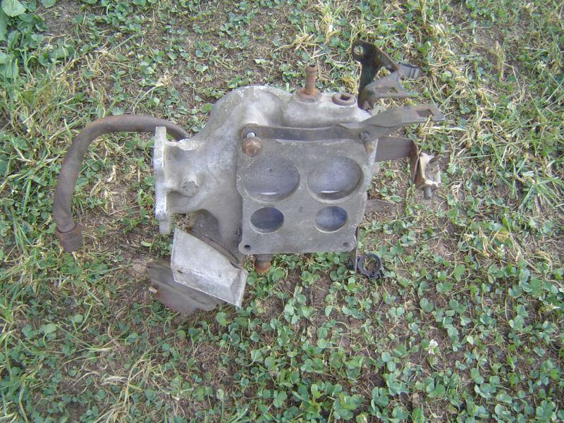 1980-1981 trans am formula turbo 301 carburetor plenum/ base with brackets