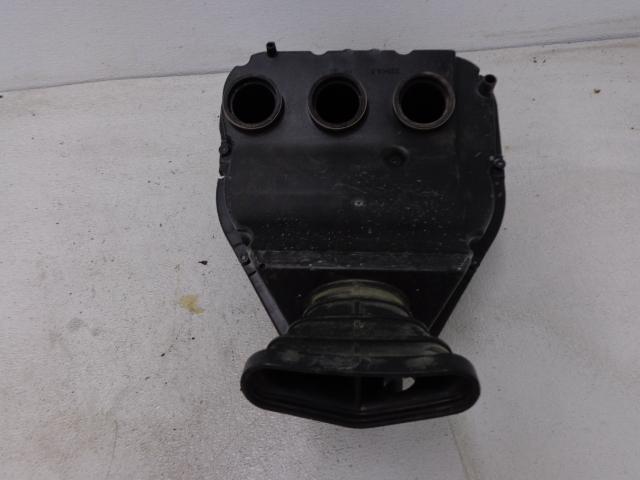 2005 triumph sprint 1050 air box