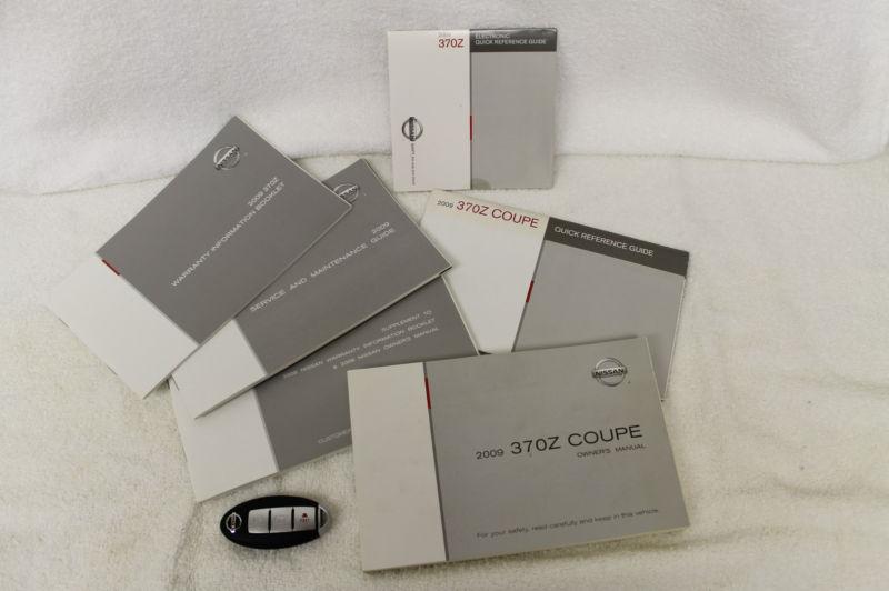 2009 nissan 370z owner's manual w/ case 