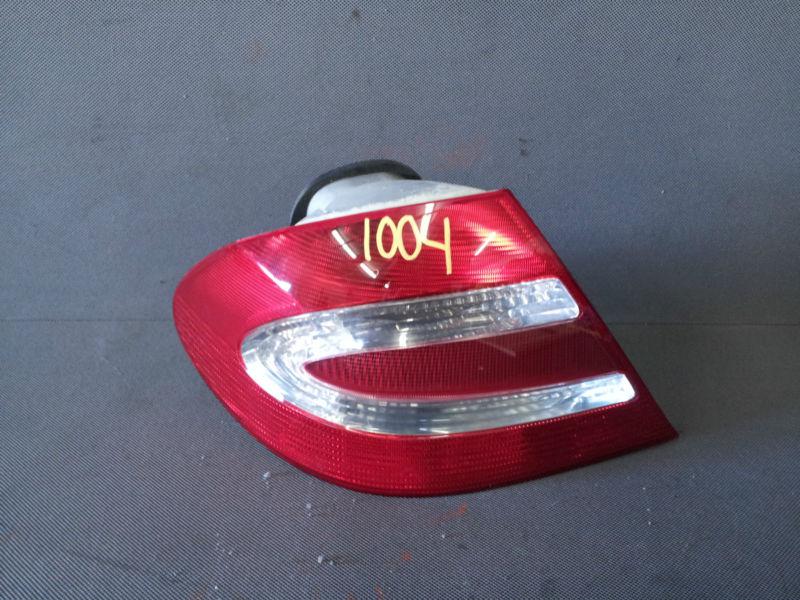 2002-2006 mercedes clk-class w209 left rear tail light a2098200164