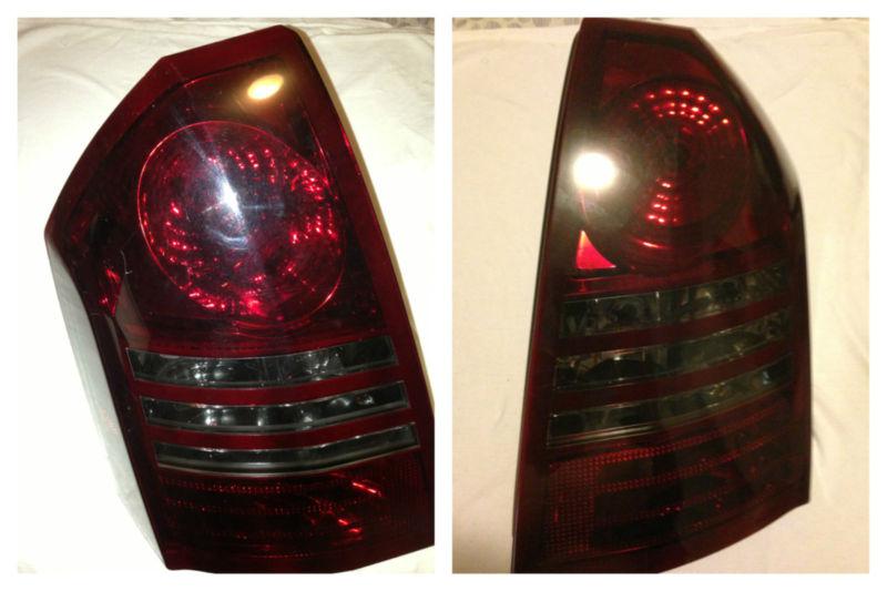 Chrysler 300 300c 05 06 07 oem taillight tail lamp