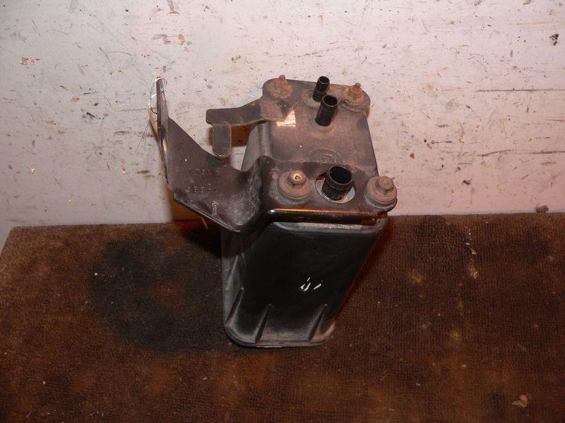 1999 jeep grand cherokee fuel vapor charcoal evaporator canister