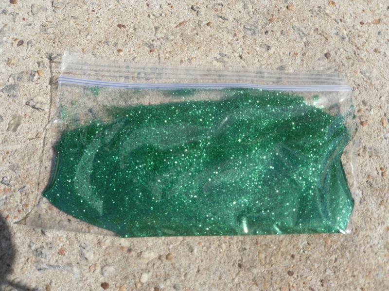 1 oz metal flake lt emerald .008