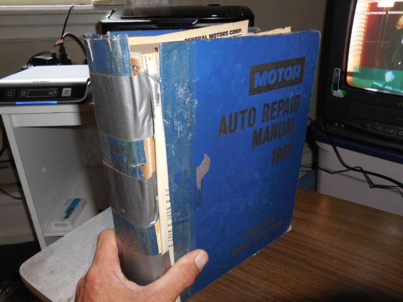 1981-1987 chilton's auto repair manual loose cover