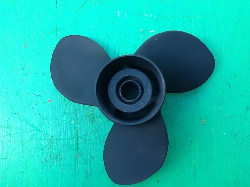 Mercury propeller 10 3/8 x13