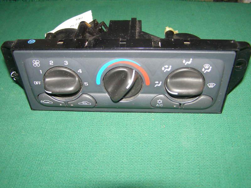 1997 1998 1999 2000 chevy malibu ac climate control oem   w/o rear defroster