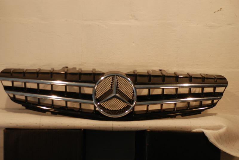 Mercedes  08  cl63  grille