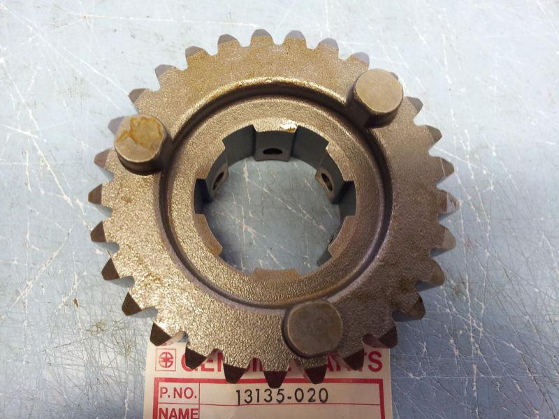 Kawasaki kz1000 z1 z1r kz900 1973-1981 4th drive gear output 13135-020 nos