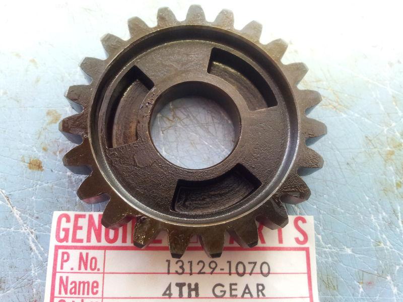 Kawasaki kx125 a 1974-1979 4th drive gear output 13129-1070 nos