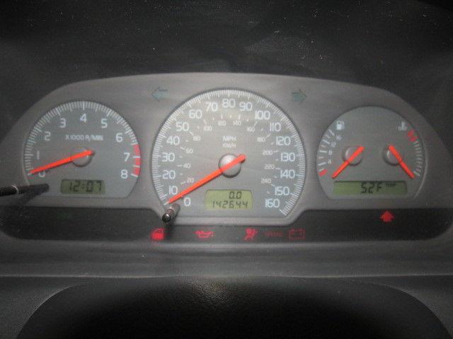 2000 volvo s40 speedometer instrument cluster gauges 2539726