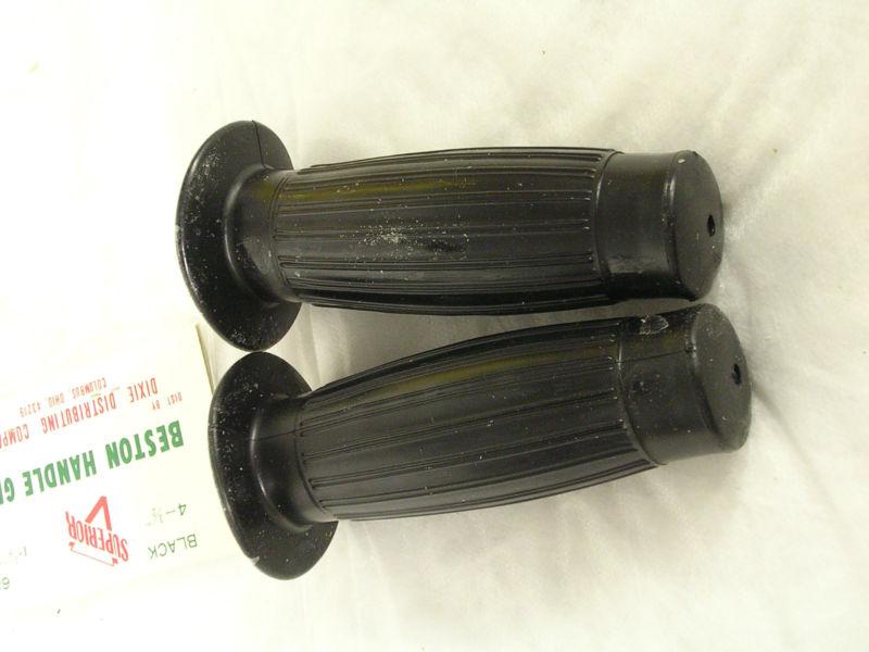 Hand grips  triumph,  bonneville, tiger, norton  ajs  matchless