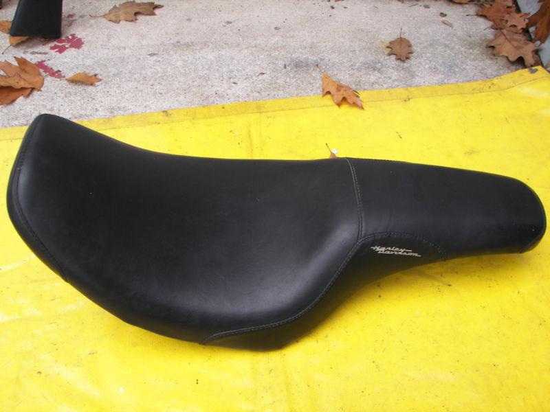 Harley fx  dyna seat oem 84-05 good condtion