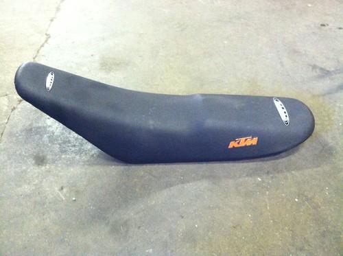 Ktm seat