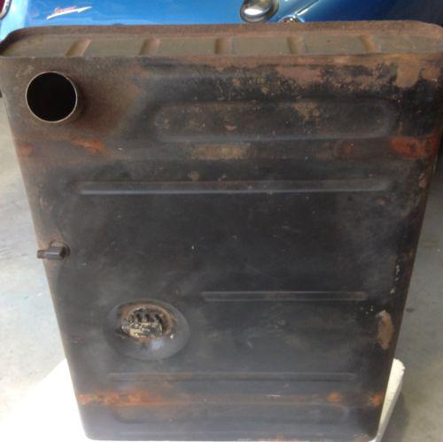 Austin healey 3000 mark 3 bj 8 gas tank