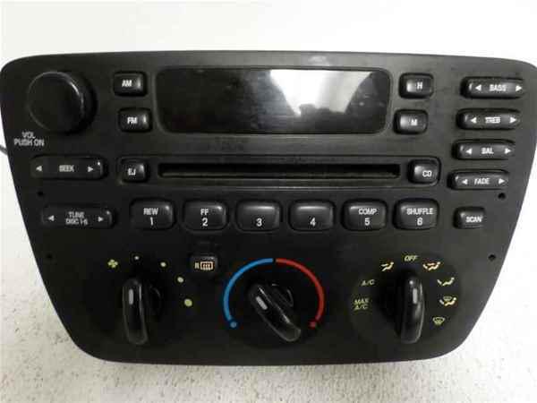 04-07 ford taurus cd player radio bezel w/heater ac oem