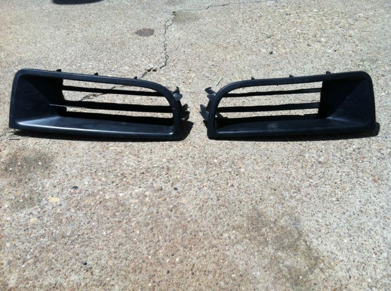 Oem 2001 honda prelude bumper air intake vents