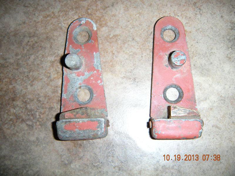 Vintage nash metropolitan 54-58 door lock catches. nice usable condition 