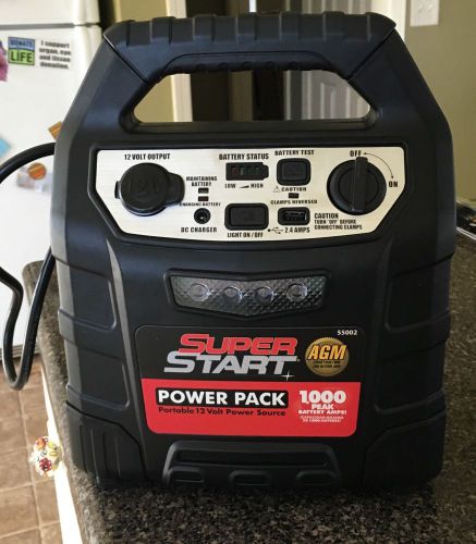 Super start portable battery power pack, 12 volt power source. 1000 peak amps