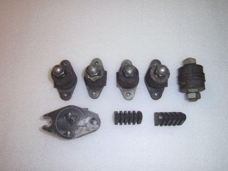 Johnson evinrude motor mounts