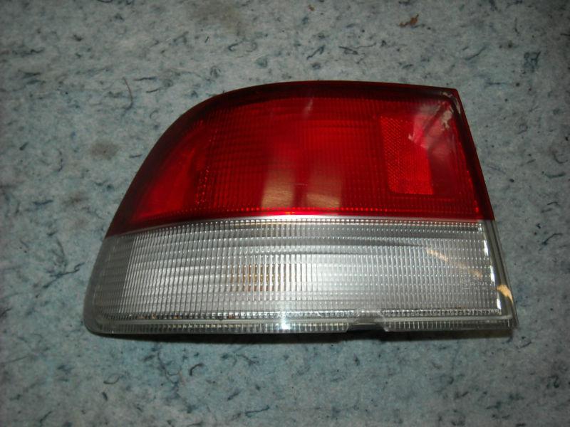 96 97 98 99 00 honda civic dx outer tail light lamp l/h