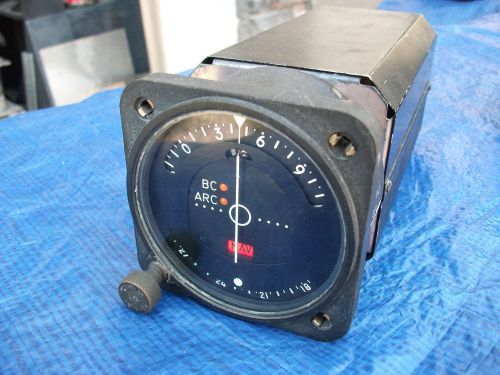 Cessna 385 navigation head