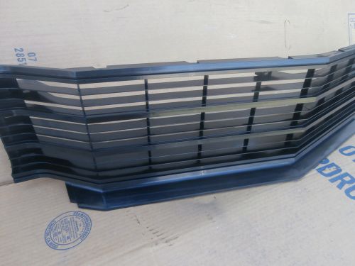 1972 chevelle el camino gmc sprint malibu new front grill black s/s