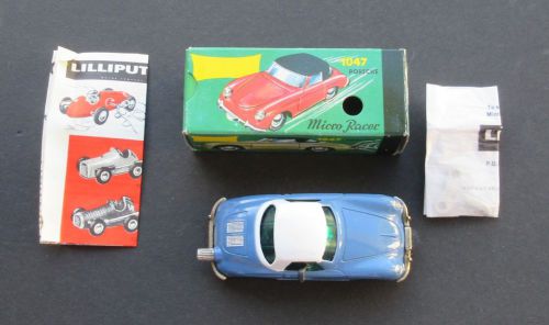 Schuco micro lilliput #1047 356 porsche wind up racer lt. blue/white top, mint!