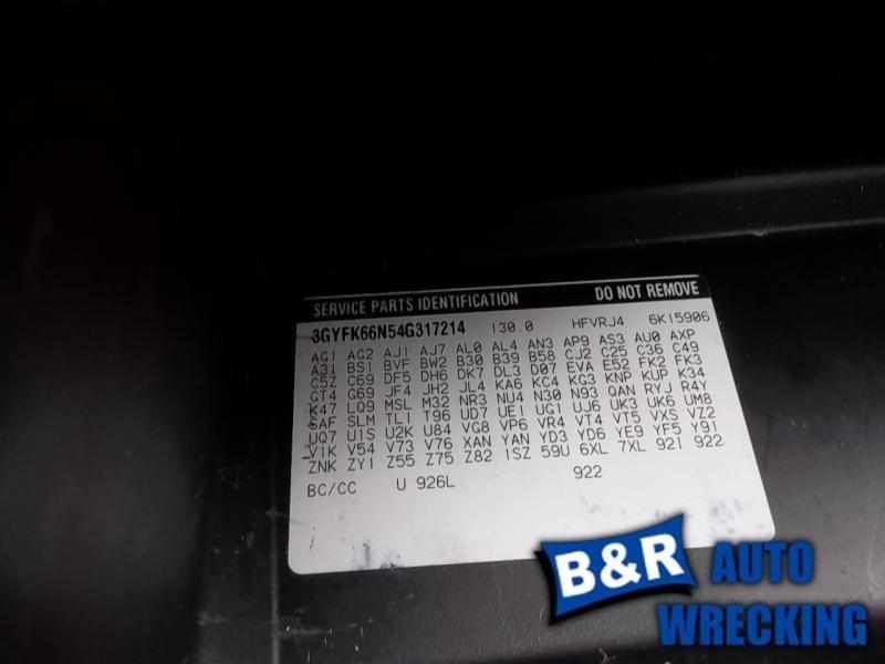 Radio/Stereo for 03 04 05 06 CADILLAC ESCALADE ~ CD PLAYER CONSOLE MTD 6-DISC, US $240.12, image 8