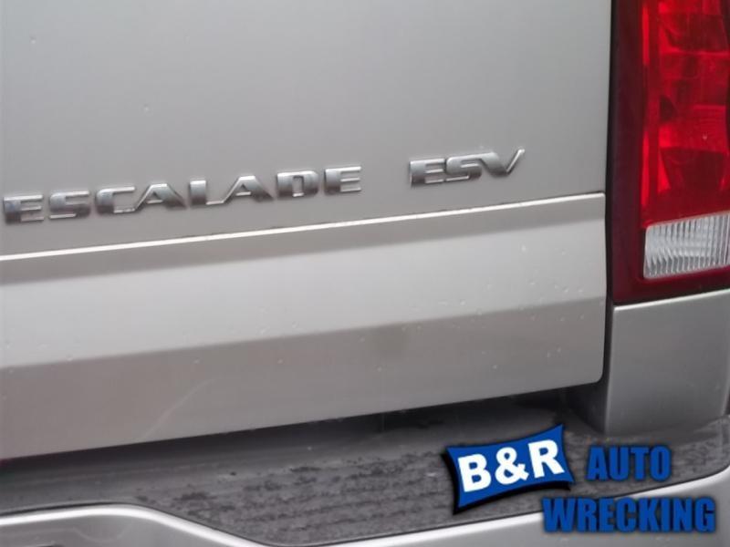 Radio/Stereo for 03 04 05 06 CADILLAC ESCALADE ~ CD PLAYER CONSOLE MTD 6-DISC, US $240.12, image 9