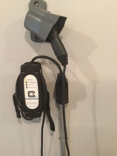 Electric car charger 240 volt level 2 clipper creek