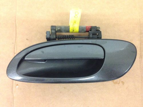 2000 nissan maxima outer door handle ( driver rear )