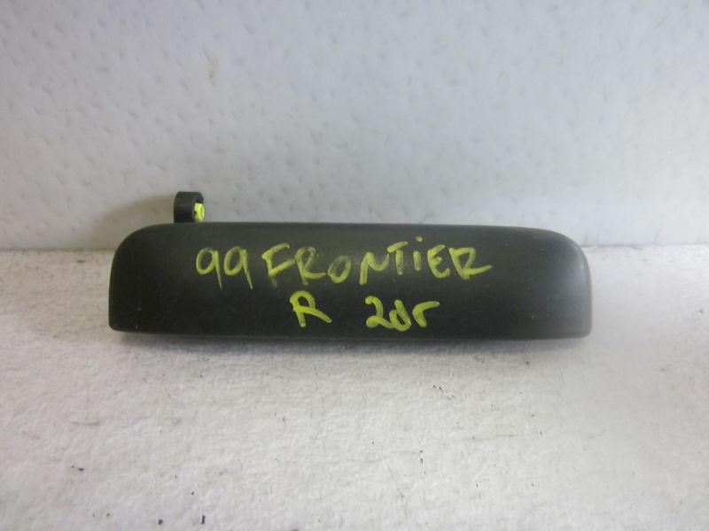 1999 nissan frontier right side door handle oem *p38