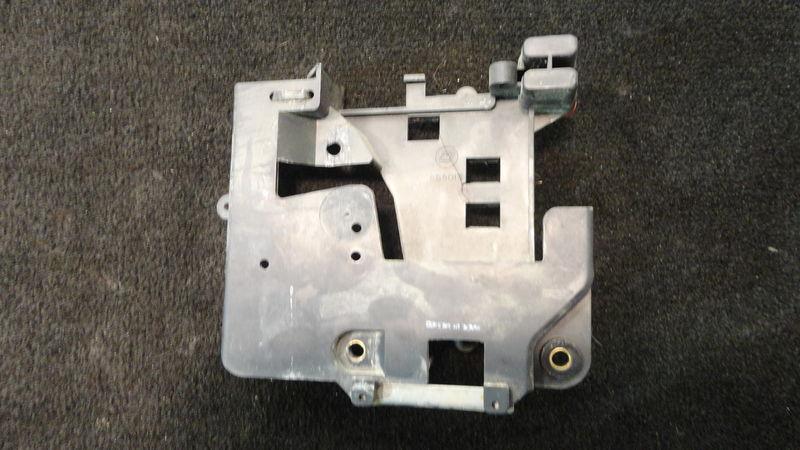 Used electrical bracket assy #0586013 for 1996 200hp evinrude outboard motor 