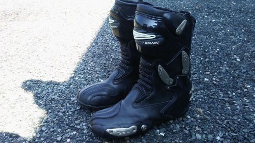 Mens black leather teknic racing boots sz. 10