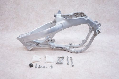 2005 05 honda crf250x crf250 crf 250 250x frame chassis &amp; motor mounts