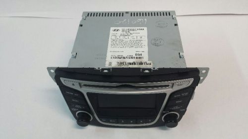 Xm radio cd player fits 14 hyundai accent p/n: 96170-1r1104x r258560