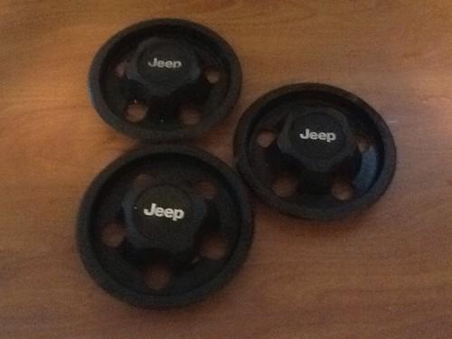 Jeep cherokee comanche wagoneer wrangler center cap oem black. all 3