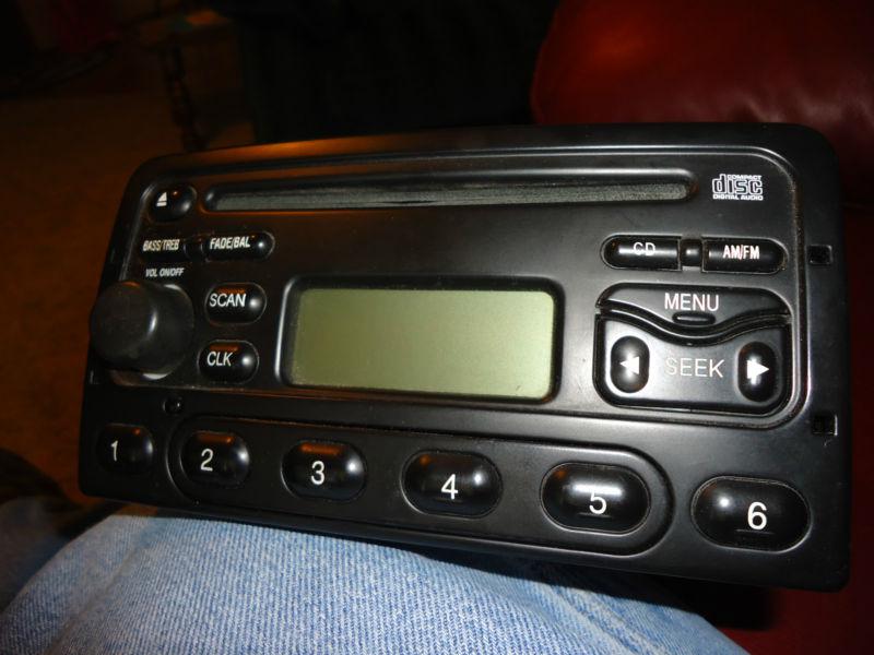 Ford 4600 cd radio xs4f-18c838-ba b16m105617 