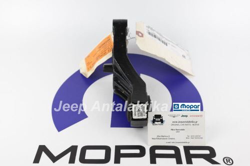 Engine mount bracket front jeep compass mp 6-speed manual 68253052ac new mopar