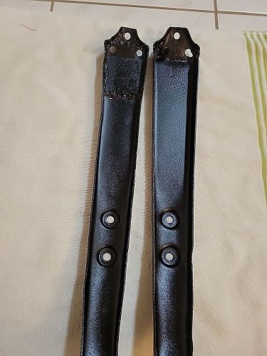 Vintage 1928-1929 ford model a front fender braces original (1 pair)