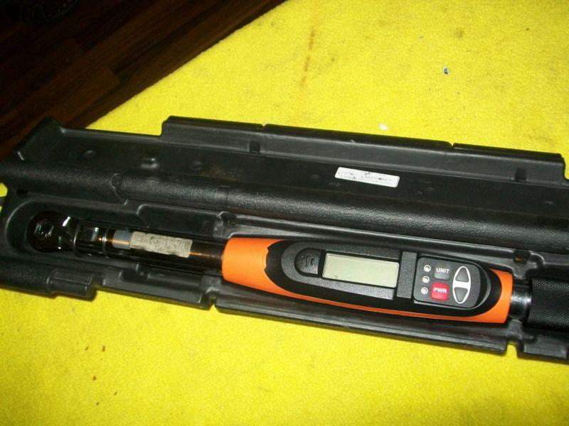 Matco etwb100f 3/8" drive electronic flex head torque wrench w/ angle 100 ft lb