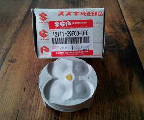 Suzuki gsxr600 new nos standard piston gsxr 600  #12111-39f00-0f0