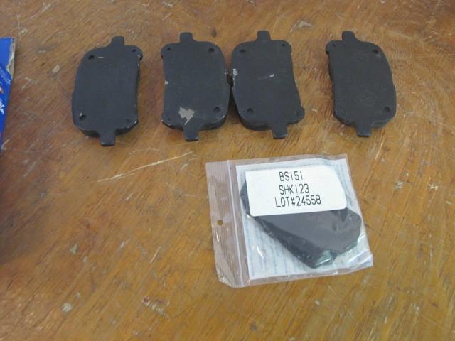 Raybestos pgd707m professional grade  disc brake pads lexus avalon camry solara