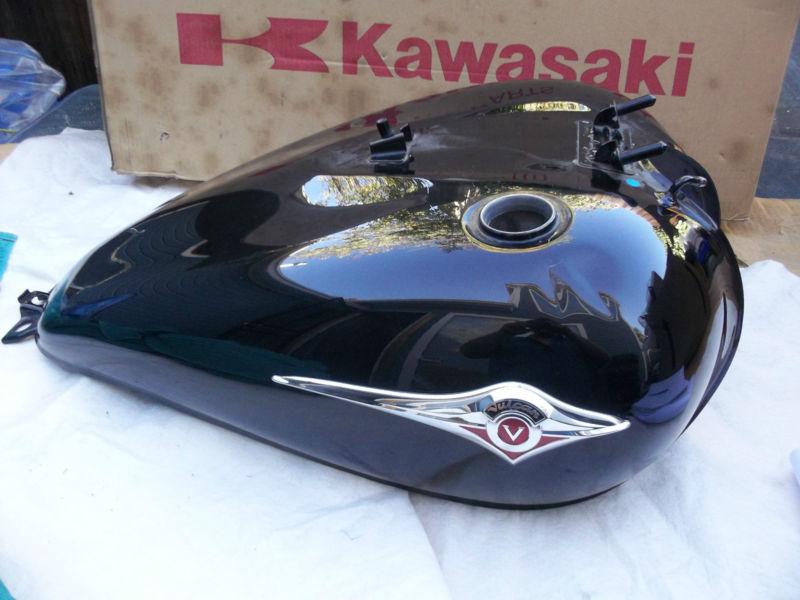 2006 kawasaki vn 900 fuel tank vn900 gas tank vulcan fuel tank51001-0336-h8ebony